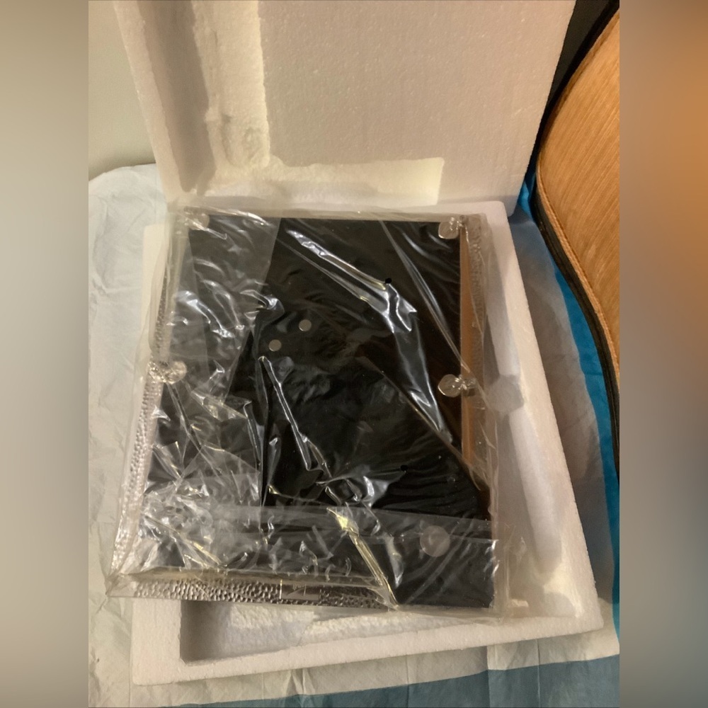 NOT AVAILABLE- DO NOT BUY IT Black Orchid Photo Frame​​​ - Picture 5 of 8